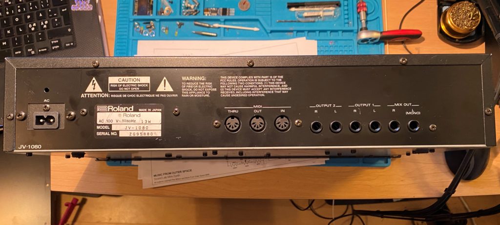 Rearview of the Roland JV-1080 module